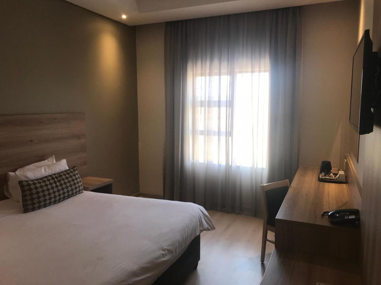 Regal Inn Hotel Midrand Exteriér fotografie